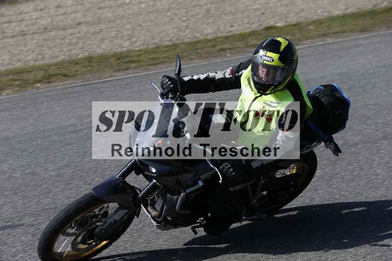 /01 02.04.2026 MAZ ADR/Gruppe gelb Gruppe gruen/Instruktoren